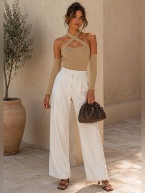 NBD Eva Off Shoulder Ribbed Knit Top Taupe Crossover Neckline Womens Medium EUC